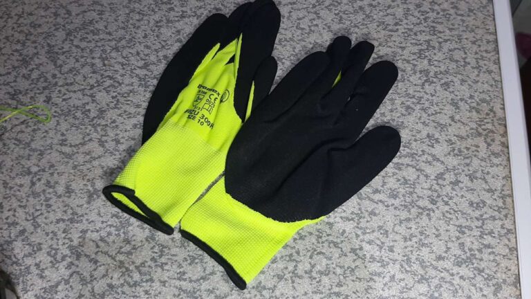 Safety flex gloves
