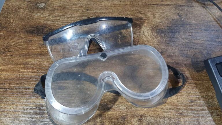 Clear safety glasses